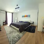 Dolcevita Apartment